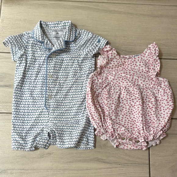 petite plume Other - Petite Plume matching TWIN Blue and Pink Baby Outfit Set